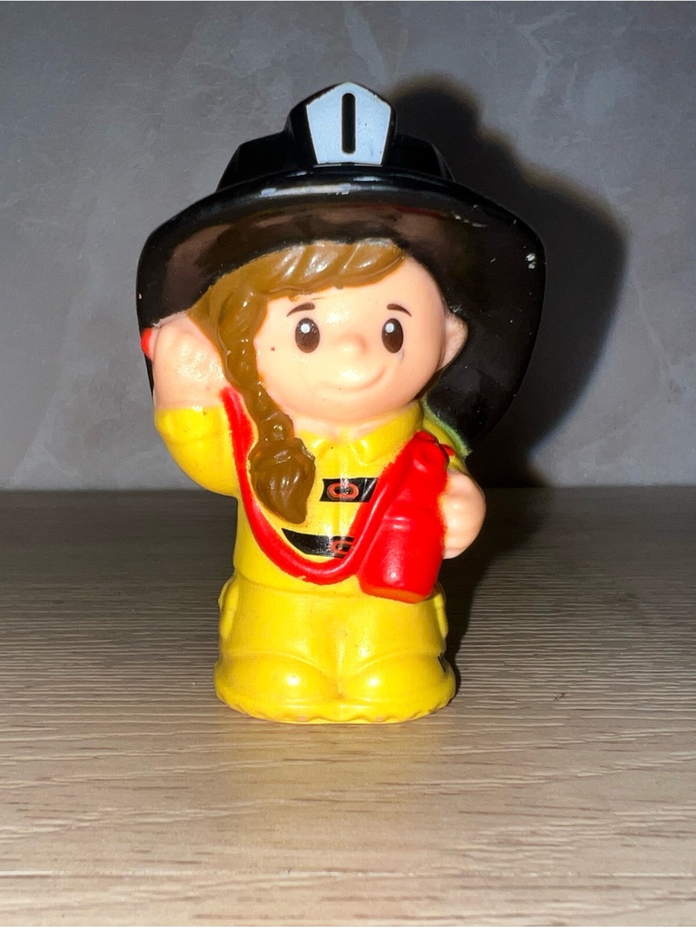 🚒 Fisher-Price Little People Erica Female Firefighter Figure